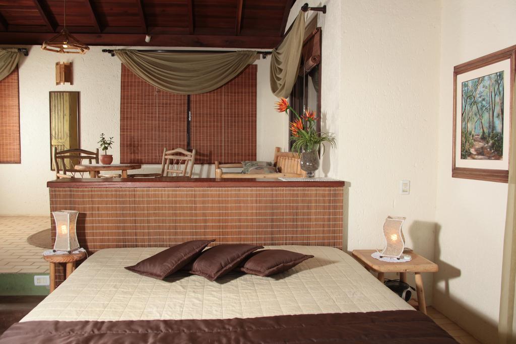 Bangalore Suites ガロパバ 部屋 写真